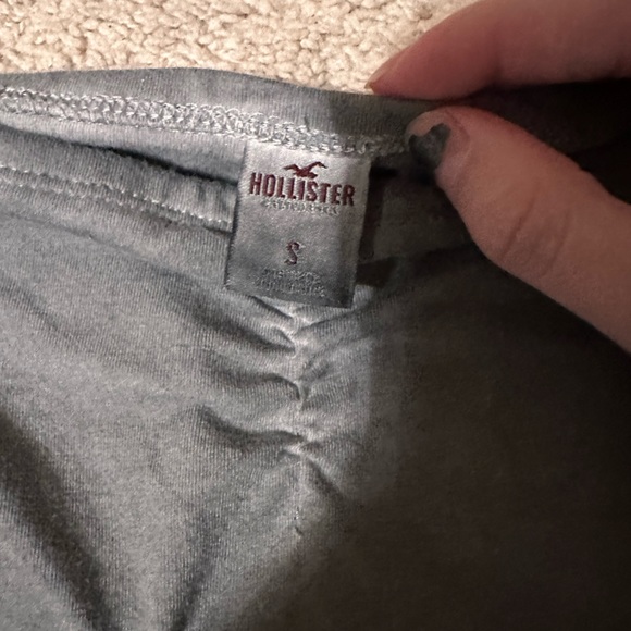 HOLLISTER TOP - Picture 2 of 2